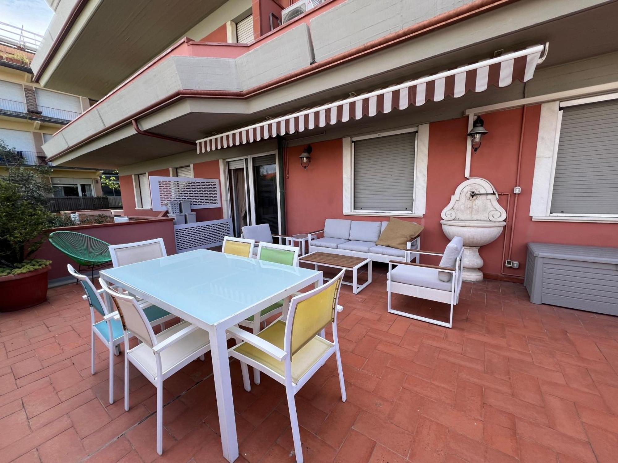 Il Parco Apartments Marina di Massa Eksteriør bilde